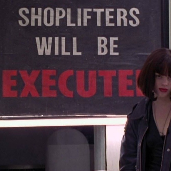 Meet your Posher, Sophia - Picture 4 of 5